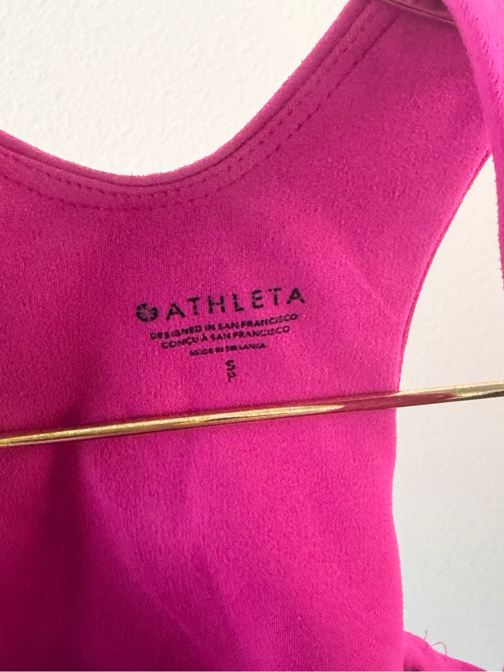 Athleta Magenta Conscious Crop Tank Size S - Picture 3 of 4